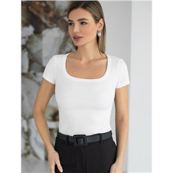 Футболка из трикотажа в широкий рубчик