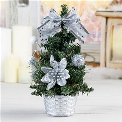 Искусственная ёлка настольная «Зимнее волшебство. Снежные шарики», 20 см, ПВХ ветки отгибаются, серебристый