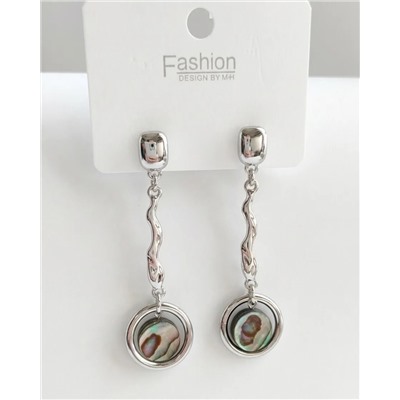 Стильные серьги