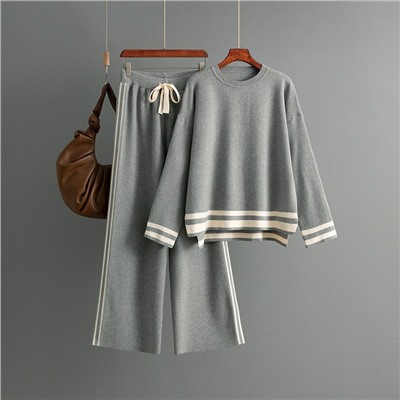 Eleganzza  Костюм женский    A-048