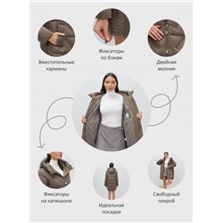 Куртка зимняя женская классическая с капюшоном коричневого цвета 7671K