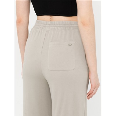 Брюки трикотажные с карманами