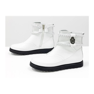 Белые нарядные низкие сапожки в стиле UGG из натуральной кожи флотар, на легкой, непромерзаемой подошве, Коллекция Осень-Зима от ТМ Gino Figini, Б-20104-01