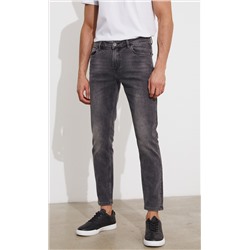 Джинсы мужские прямые зауженные к низу P311-01119 светло-черные