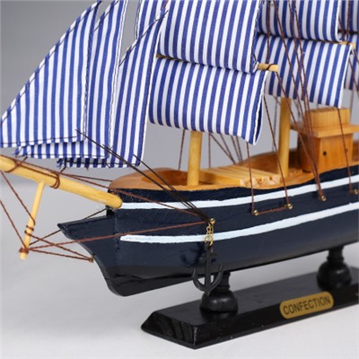 Макет парусного корабля 32х32 см / 3329G /уп 18/