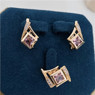 Комплект ювелирной бижутерии коллекция "Дубай" серьги и кольцо 19 р, покрытие позолота, вставка: фианит и цирконы, цвет: розовый и прозрачный, арт.414.635-19