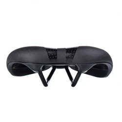 Седло велосипедное MTB COMIRON DART M001 270X195, Технологии: DW, ED. Верх: PU с прессованым принтом/Цвет: Чёрный /уп 30/