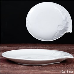 Тарелка фигурная 19х16 см / L-85 /уп 40/