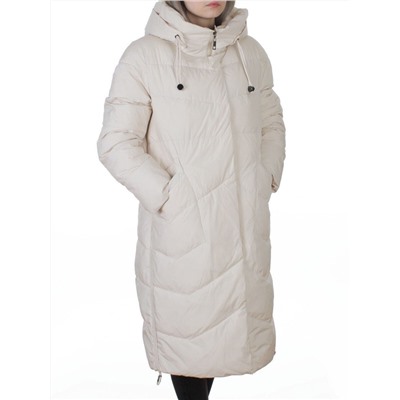 8806 MILK WHITE Пальто зимнее женское (150 гр. холлофайбер)