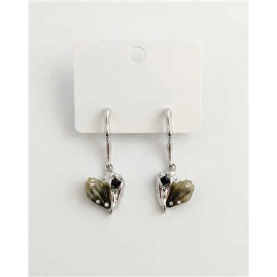 Стильные серьги