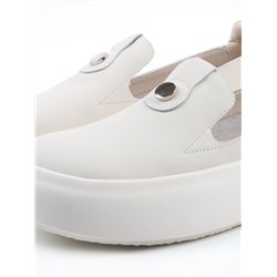 03-M37-15 MILK Полуботинки женские (натуральная кожа)