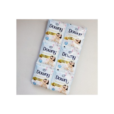 Парфюмированный кондиционер для белья Downy с ароматом Мыльных пузырей и Цветов 20 мл ? 24 шт