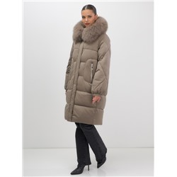 Пальто зимнее утепленное с мехом и капюшоном тренд коричневого цвета 7629K