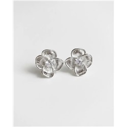 Стильные серьги