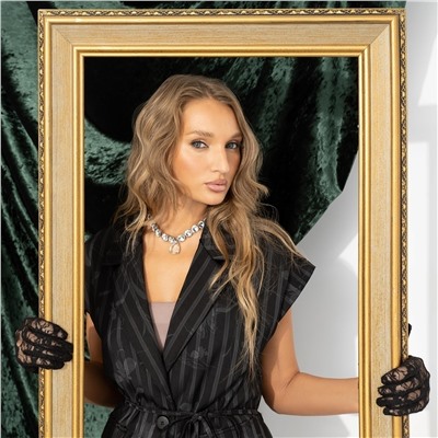 Жилет нарядный на подкладе, Слишком модно (неповторимый)