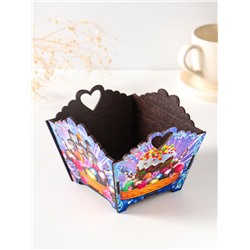 Конфетница квадратная или подставка под кулич «Пасхальные яйца и храм». 10×13×13.5 см