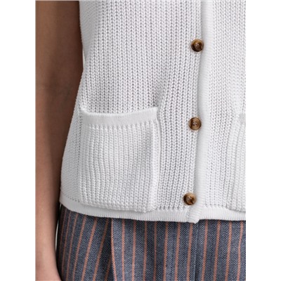 Жилет вязаный белый