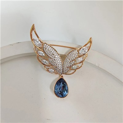 Брошь с кристаллами Swarovski