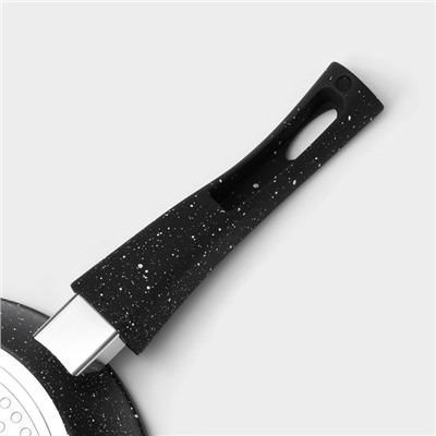 Сковорода Magistro Dark, d=20 см, съёмная ручка soft-touch, антипригарное покрытие, индукция, кованый алюминий, чёрная