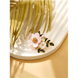 Брошь «Цветы» на ветке, цвет розово-белый в золоте