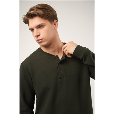 Мужской лонгслив на пуговицах Happyfox