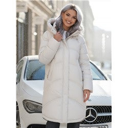 Пальто зимнее утепленное с капюшоном женское бежевого цвета 7747B