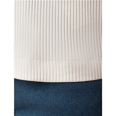 Водолазка из фактурного трикотажа в рубчик