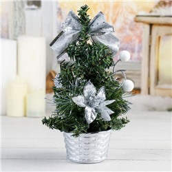 Искусственная ёлка настольная «Зимнее волшебство. Снежные шарики», 20 см, ПВХ ветки отгибаются, серебристый
