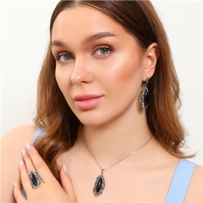 Крупный комплект ювелирной бижутерии с камнем серьги, кулон и кольцо 17 р, покрытие: посеребрение, вставка: фианиты и ювелирный пластик, цвет: графитовый и черный, арт.314.569-17