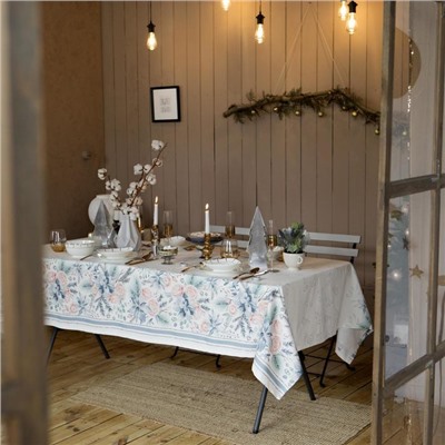 Скатерть новогодняя «Этель» Christmas flowers 149×250 см c ГМВО, 100% хлопок, 190 г/м²