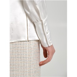 Блузка молочного цвета с бантом