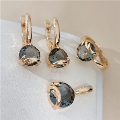 Комплект ювелирной бижутерии коллекция "Дубай" с камнем серьги, кулон и кольцо 18 р, покрытие позолота, вставка: фианиты, цвет: серый, арт.414.545-18