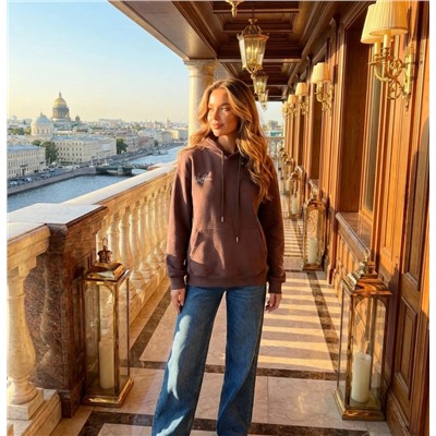 Толстовка с вышивкой