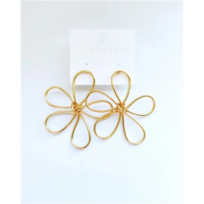 Стильные серьги