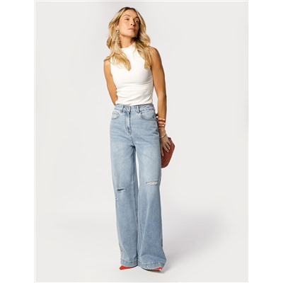 Джинсы трубы рваные из эластичного денима средней плотности