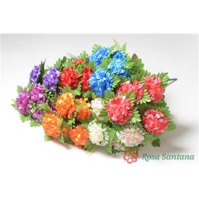 Ветка в букете шафран на листе 6 веток. Цвет в ассортименте, без права выбора.