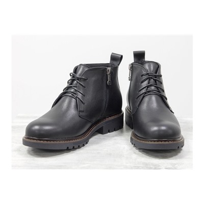 Женские ботинки на шнуровке в стиле Dr. Martens, выполнены из натуральной кожи черного цвета, на утолщенной тракторной подошве, Б-152-34