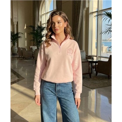 Толстовка с вышивкой