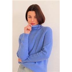 15382 Свитер голубой