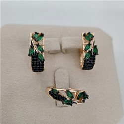 Комплект ювелирной бижутерии коллекция "Дубай" серьги и кольцо 18 р, покрытие позолота, вставка: фианиты и цирконы, цвет: зеленый и черный, арт.414.700-18