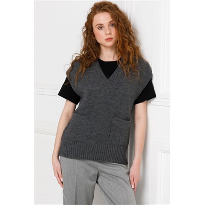 Жилет вязаный тёмно-серый
