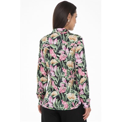 Рубашка зелёного цвета с длинными рукавами