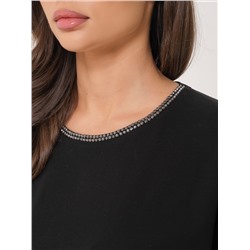 Футболка чёрная со стразами