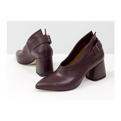 Дизайнерские туфли перчатки (glove shoes) с ремешком, на невысоком обтяжном каблуке, выполнены из натуральной итальянской кожи бордового цвета, Новая Коллекция от Gino Figini, Т-2056-03