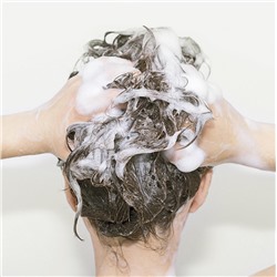 (НЕМНОГО ПОДТЕКШИЙ) Шампунь с экстрактом имбиря парфюмированный ERYUN Ginger Smooth and Fluffy Shampoo, 500 мл.
