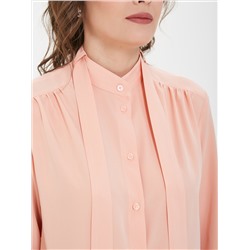 Блузка с бантом персикового цвета
