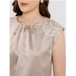 Блуза бежевая с кружевом
