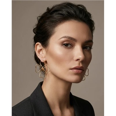 Стильные серьги