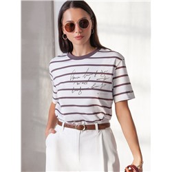 Свободная футболка в широкую полоску с принтом из премиального хлопка с эластаном