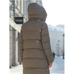 Пальто зимнее утепленное с капюшоном женское коричневого цвета 7638K